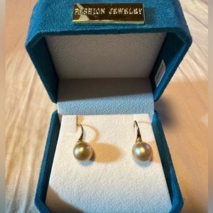 18K Seawater Pearl Earrings